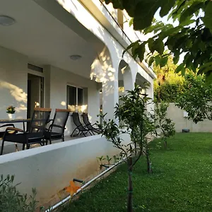 Apartment Olive, Selce